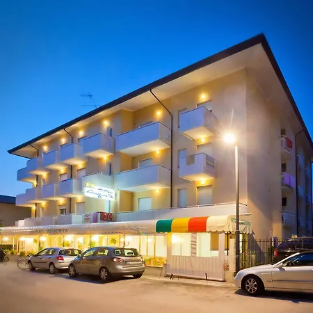 Augusta Hotel 2*